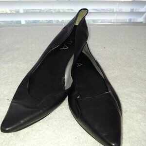 MIA Vintage Matte Black Pointy Toe Ballet Flats Worn